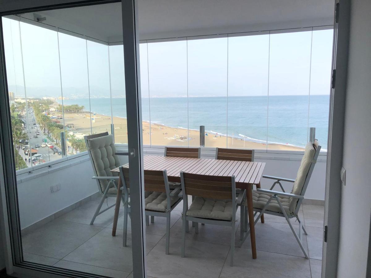 Magnifique Appartement Avec Une Incroyable Vue Sur Mer 托雷莫利诺斯 外观 照片