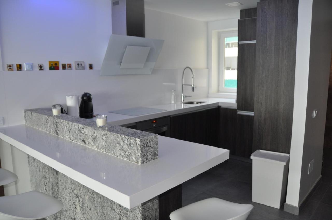Magnifique Appartement Avec Une Incroyable Vue Sur Mer 托雷莫利诺斯 外观 照片
